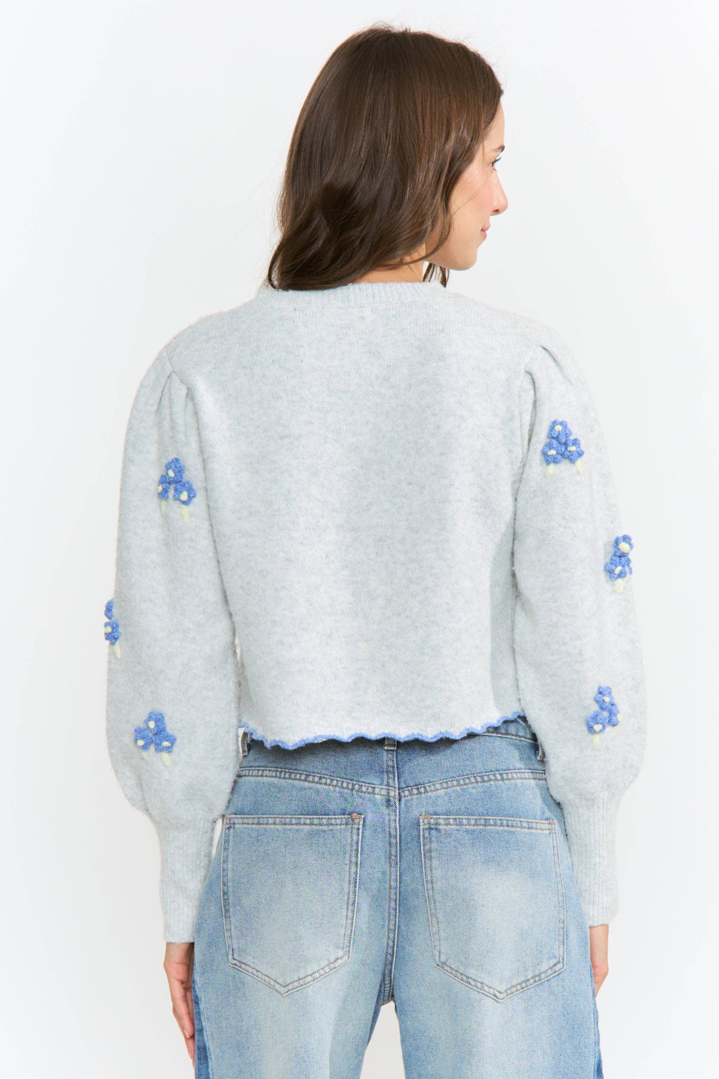 CW10352J Wool-Blend Floral Embroidery Cardigan