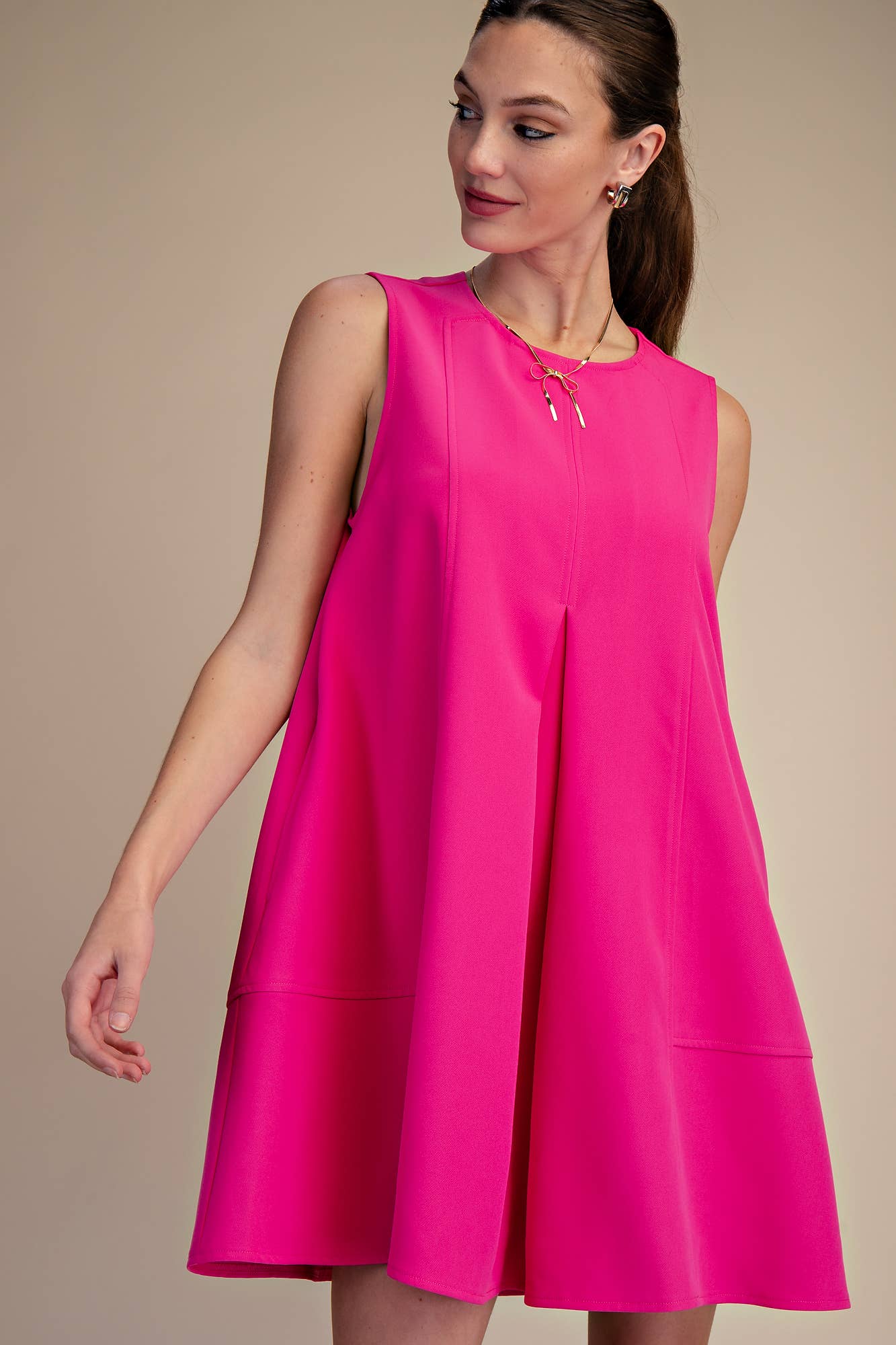 Round Neck Sleeveless Pleated Mini Dress