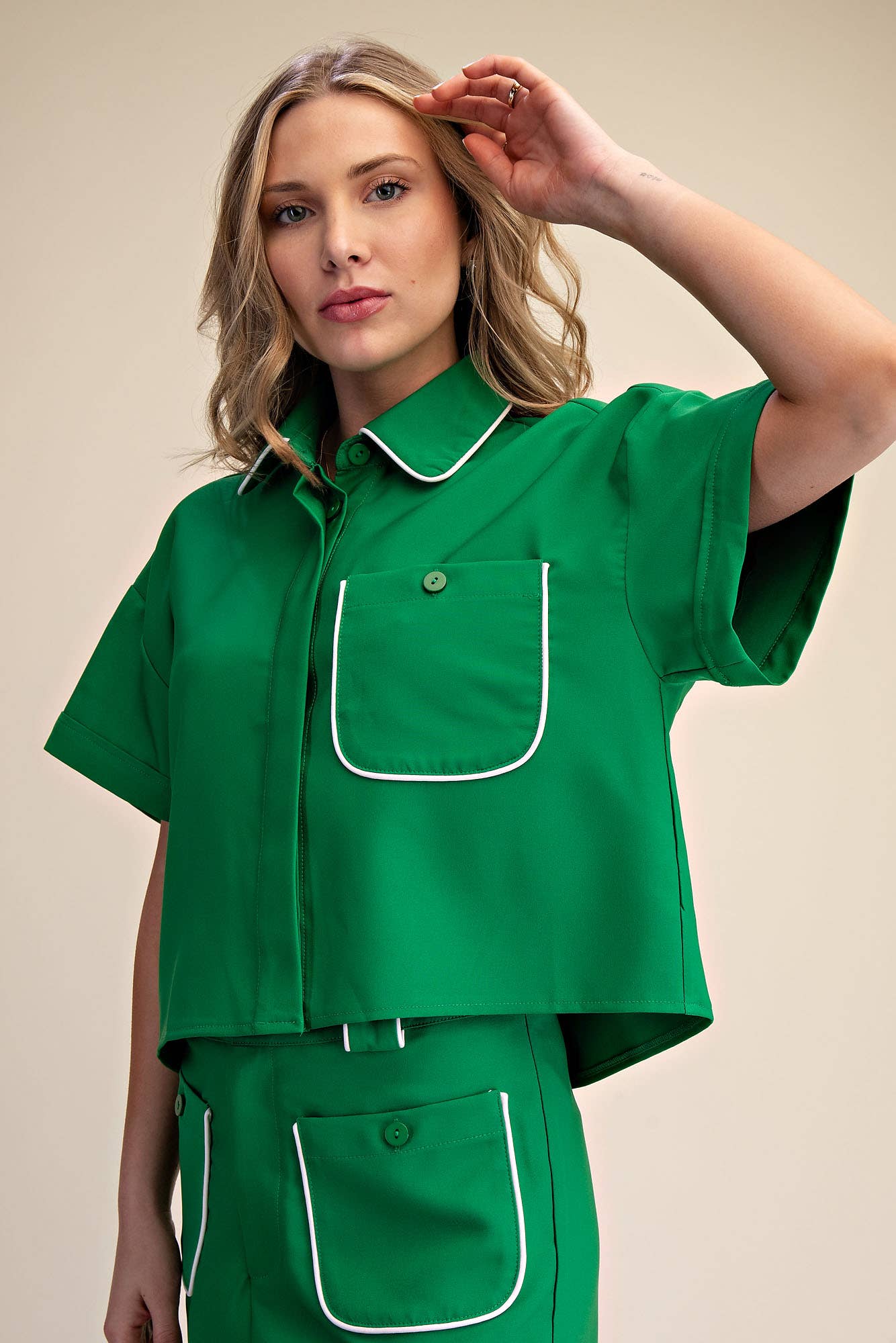 Collar Neck Short-Sleeve Front Pocket Crop Shirts