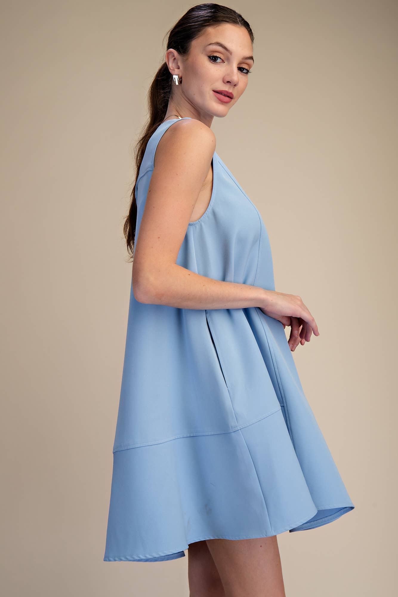 Round Neck Sleeveless Pleated Mini Dress