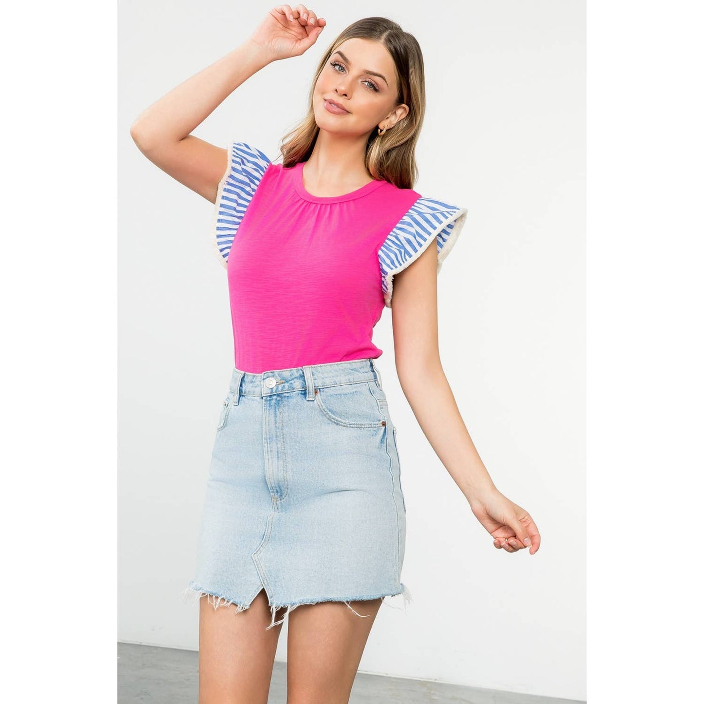 Colorblock Sleeve Knit Top with Ruffle Shoulder Trim