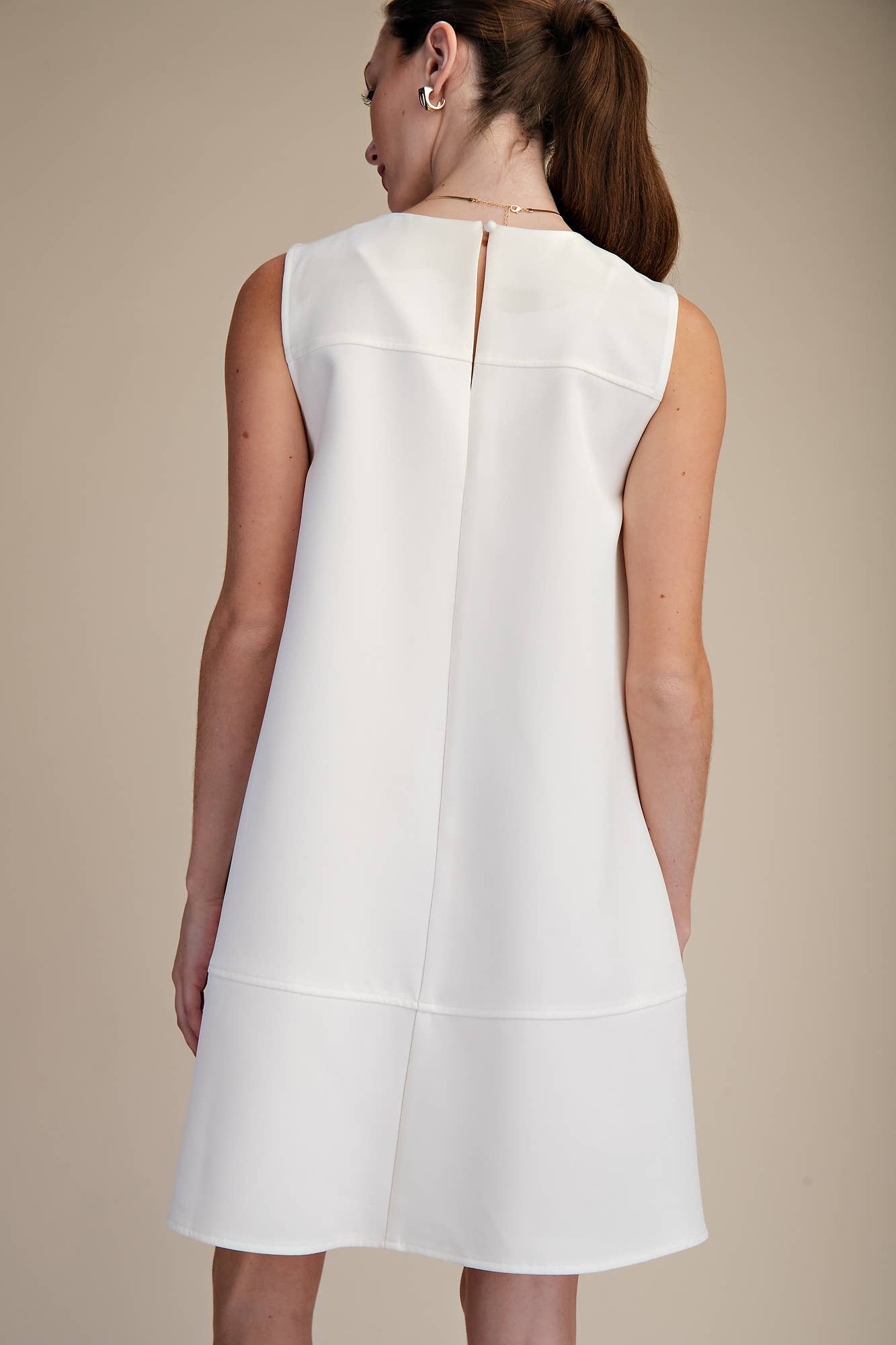 Round Neck Sleeveless Pleated Mini Dress