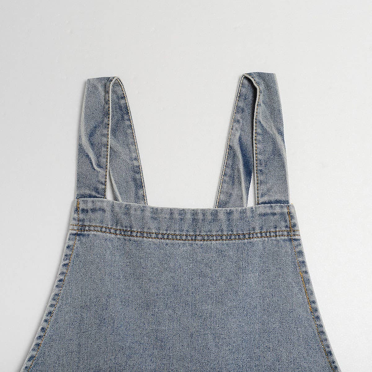 Cotton Canvas Washed Denim Apron with pockets_CWMM3296