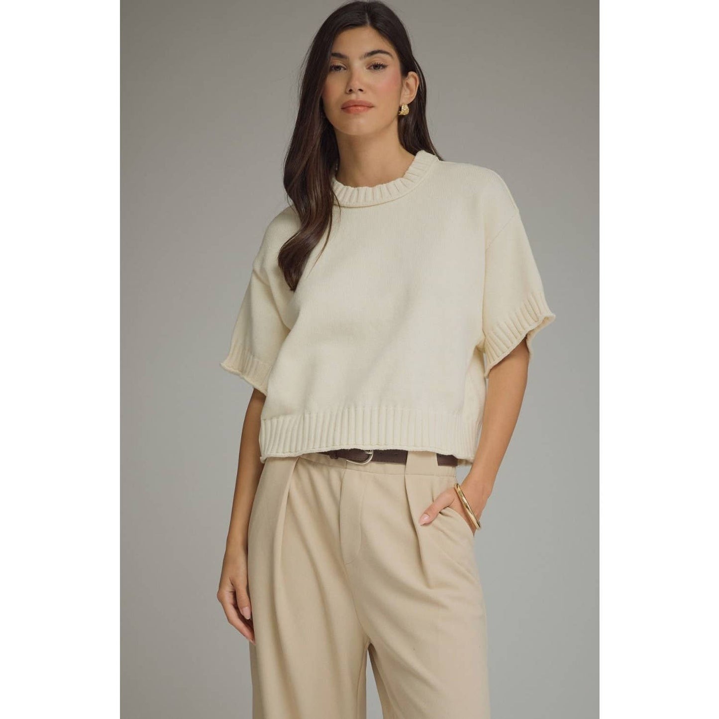 NEW Solid short sleeve knit top