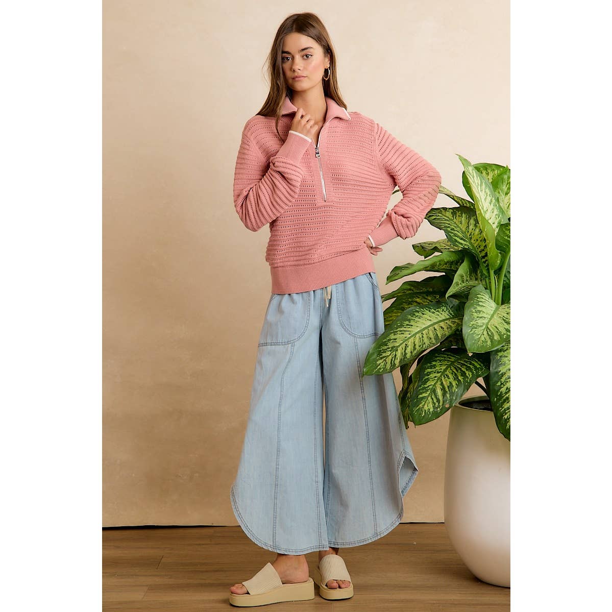 WASHED DENIM TULIP HEM PANTS WITH POCKETS