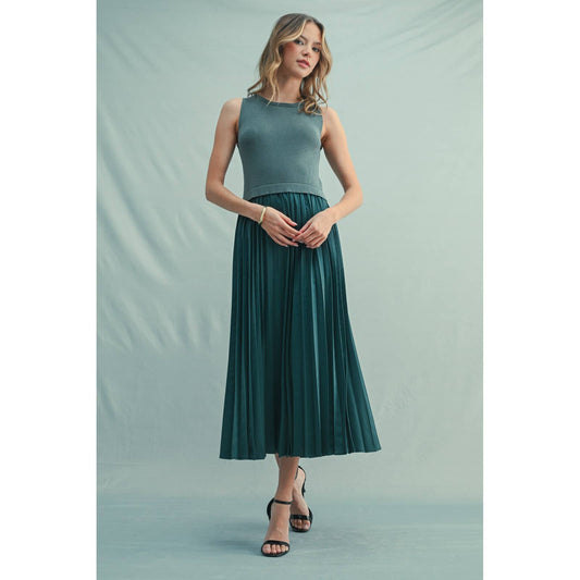 MIXED MEDIA PLEATED MIDI DRESS / WL25-11290