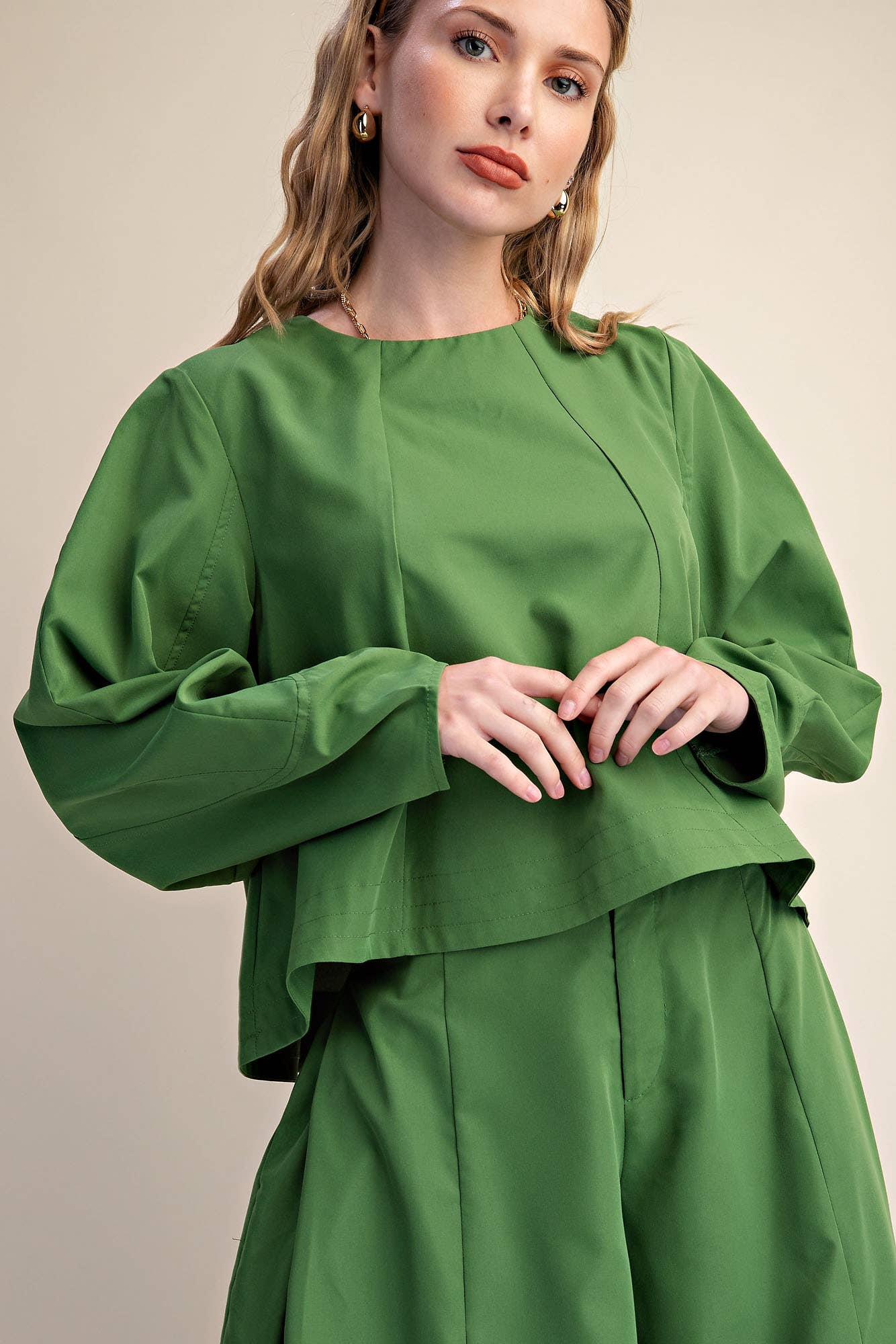 Volume Sleeve Crop Shirt Stitches Detail on Bottom Hem