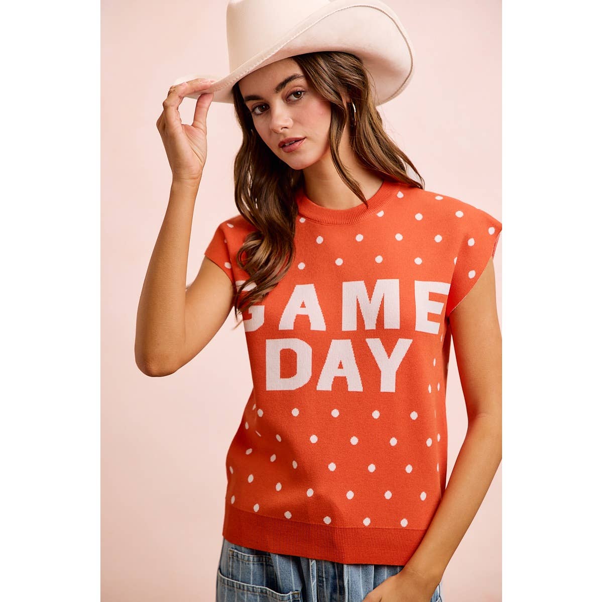 GAMEDAY LETTER AND POLKA DOTS SLEEVELESS KNIT TOP