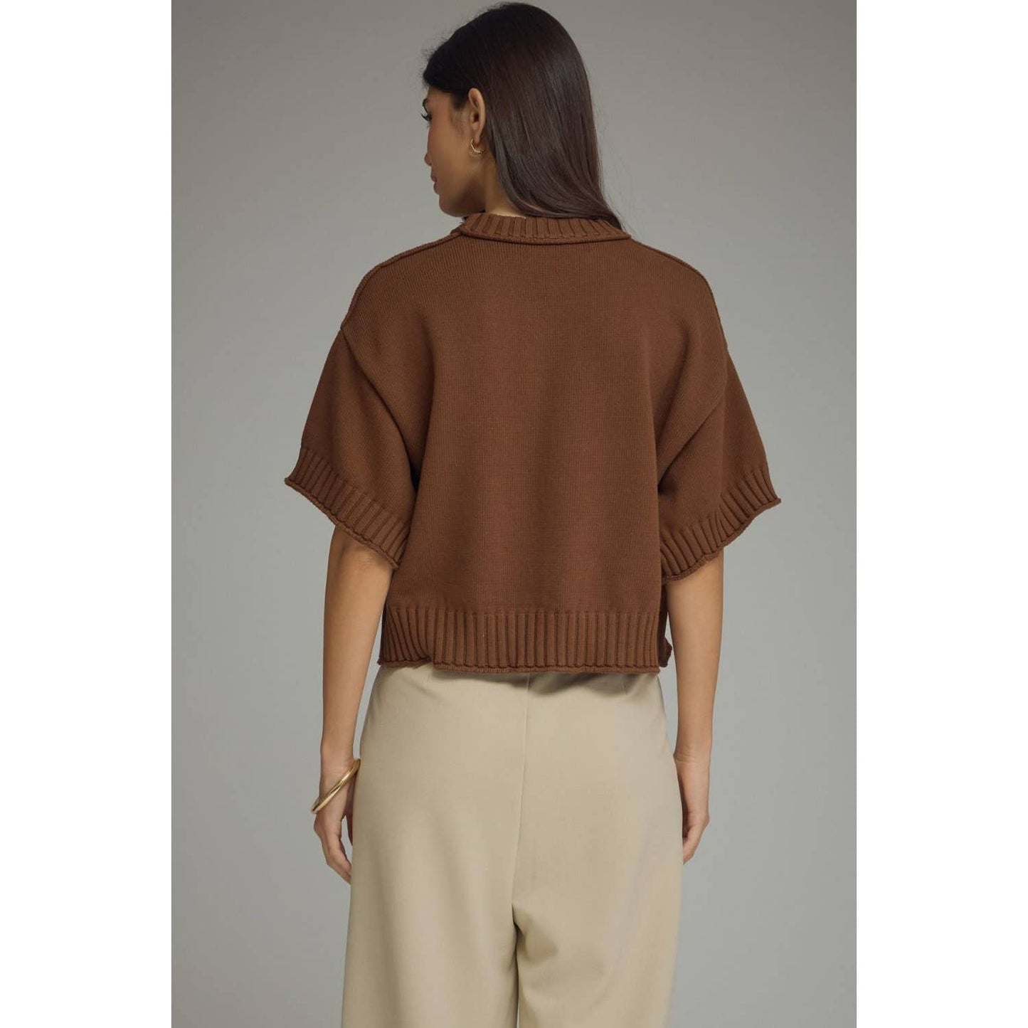 NEW Solid short sleeve knit top