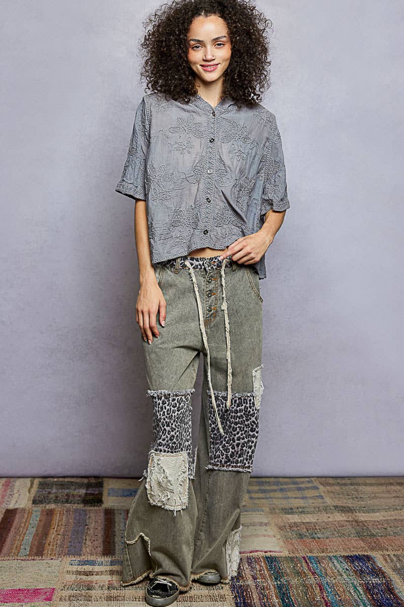 Short Sleeve Border Floral Embroidery Crochet Top