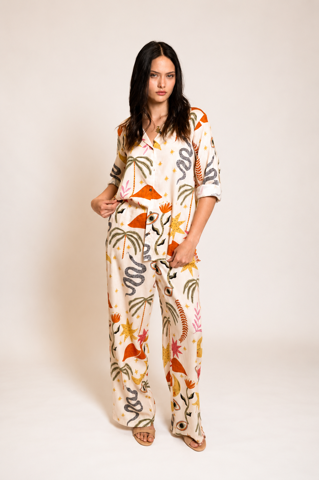 Amuleto Shirt