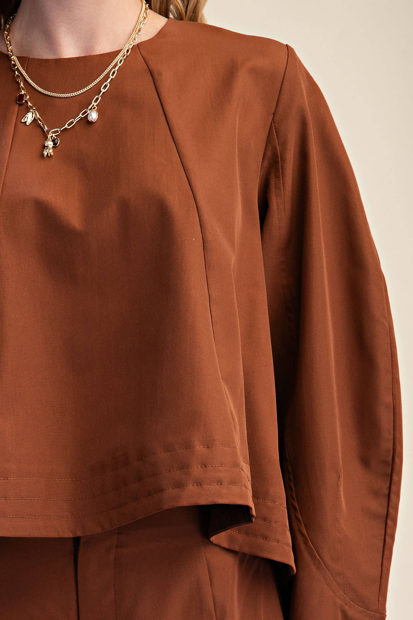 Volume Sleeve Crop Shirt Stitches Detail on Bottom Hem