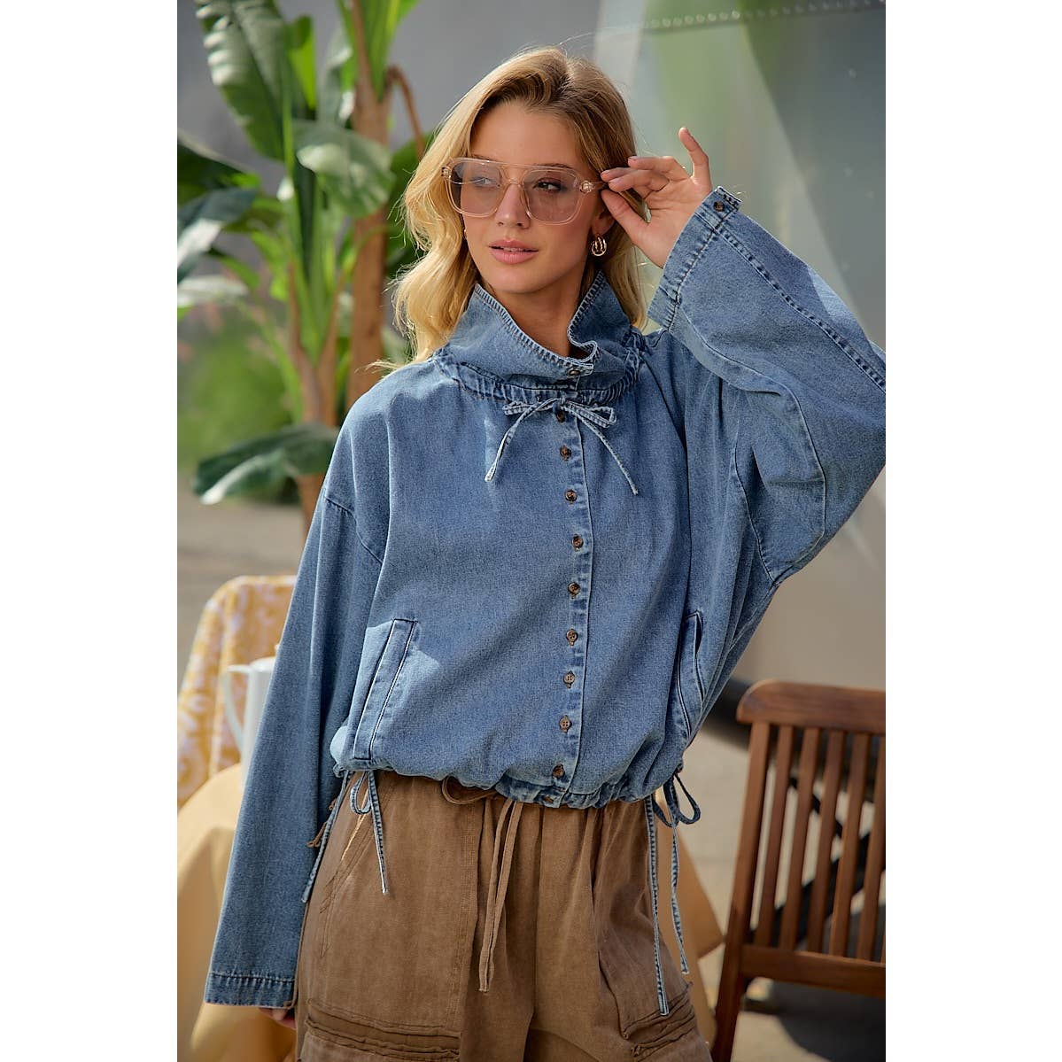 LIGHTWEIGHT WASHED DENIM DRAWSTRING HEM JACKET