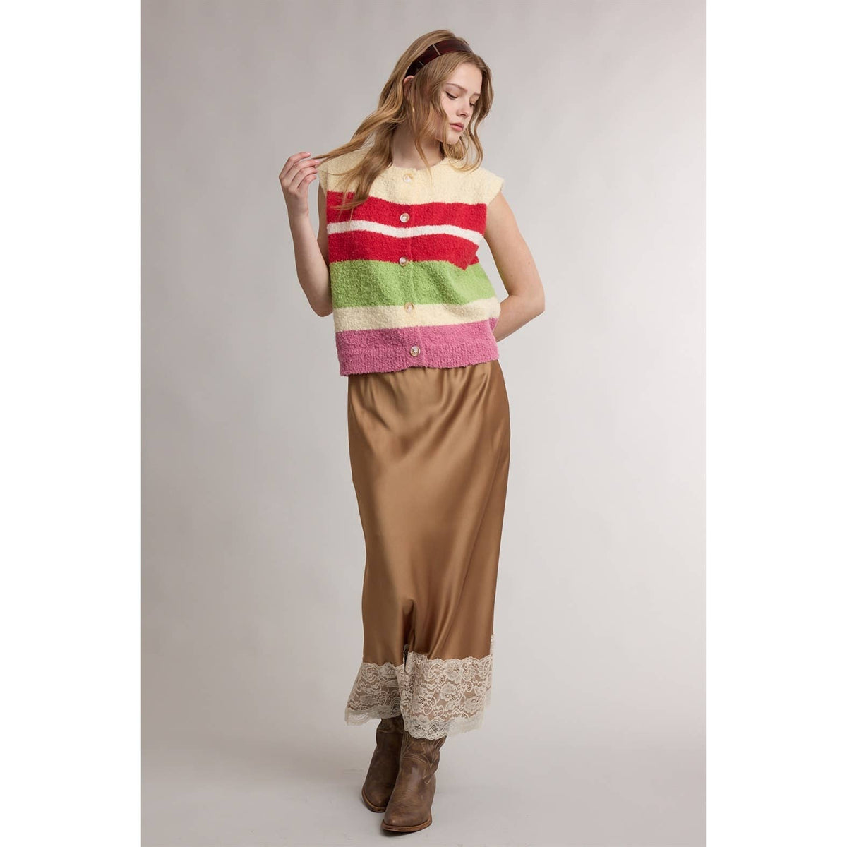 STRIPED MULTI COLOR FUZZY SWEATER VEST / WL26-13898