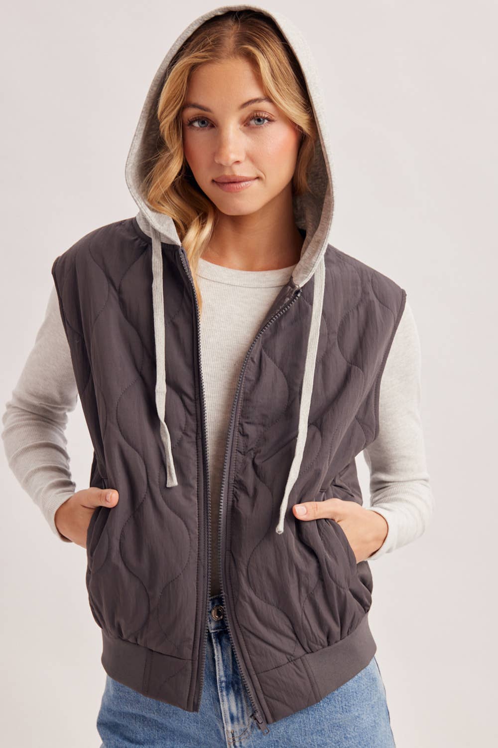 ZIPPER FRONT QUILTED PUFFER VEST CONTRAST HOODIE VEST