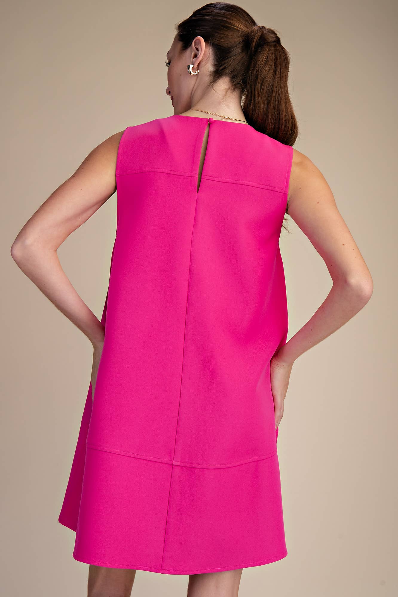 Round Neck Sleeveless Pleated Mini Dress
