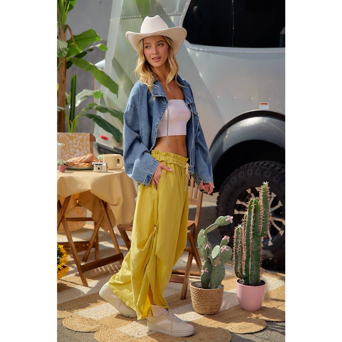 LIGHTWEIGHT WASHED DENIM DRAWSTRING HEM JACKET
