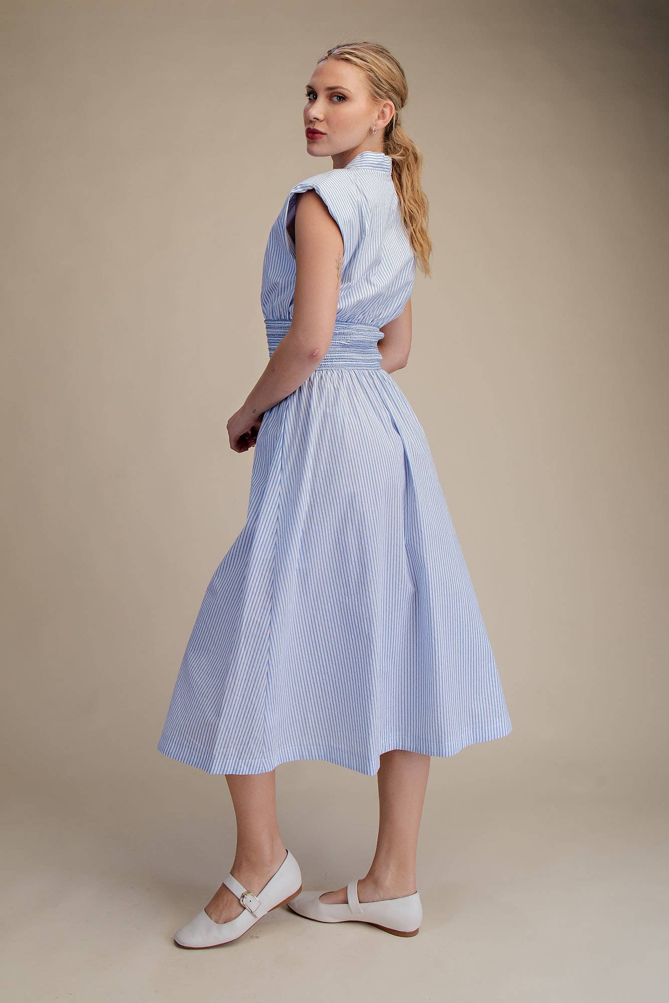 V-Neck Front Zip Waist Smocked Casual Midi Dress